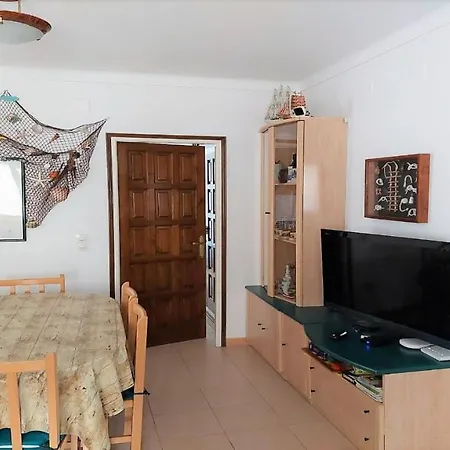 Rosy L' Escala