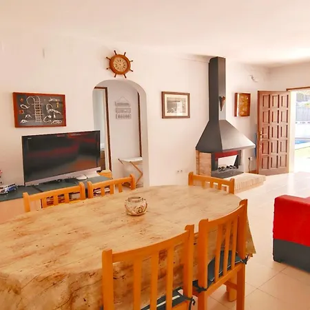 Vacay Rosy, Sol Y Relax En La Costa Brava, Holiday home *